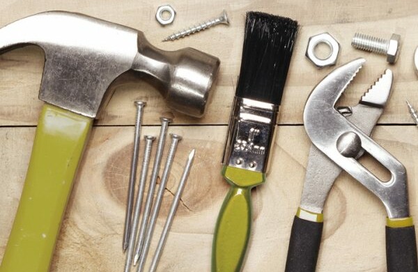 Montage vom Messebauer bee