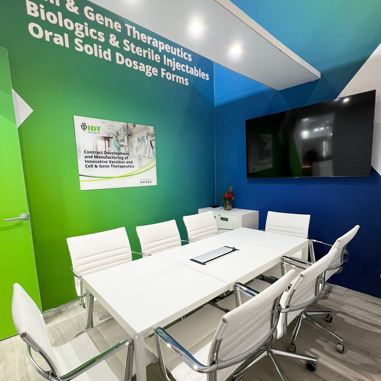 Messebauer bee GmbH - Messe CPHI - Messestand IDT Biologika 05