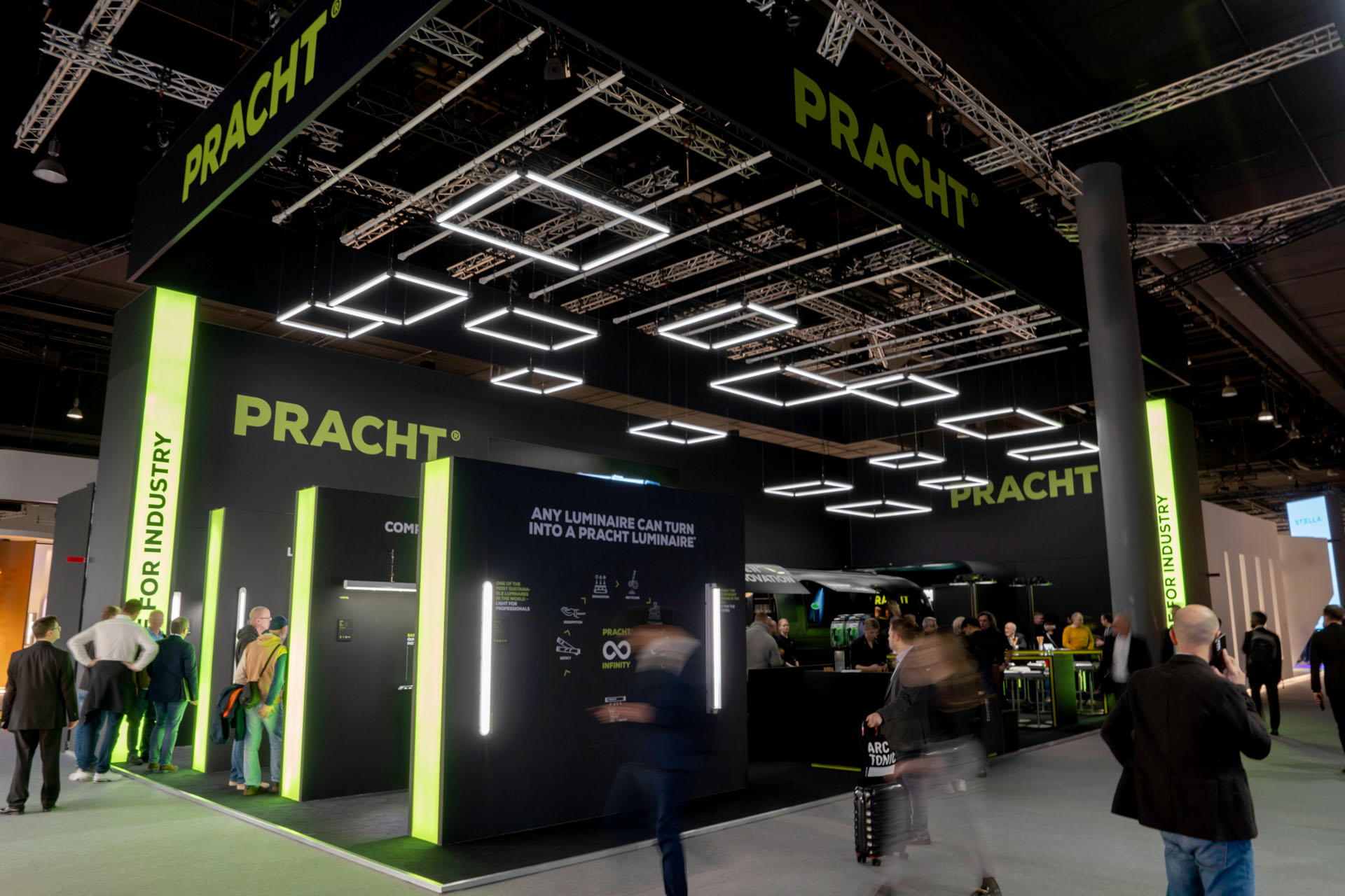 Messebauer bee GmbH – Messe Light + Building – Kunde PRACHT