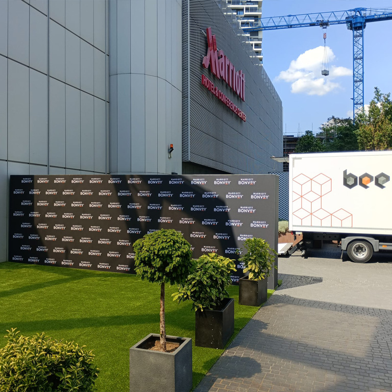 Messebauer bee GmbH - Summer Lounge - Kunde Marriott Hotel Frankfurt 05