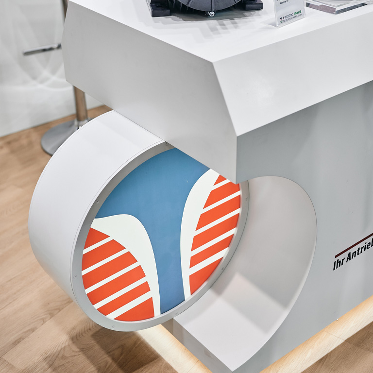 Messebauer bee GmbH - Messe SPS - Kunde Techtop Adda Motor 05