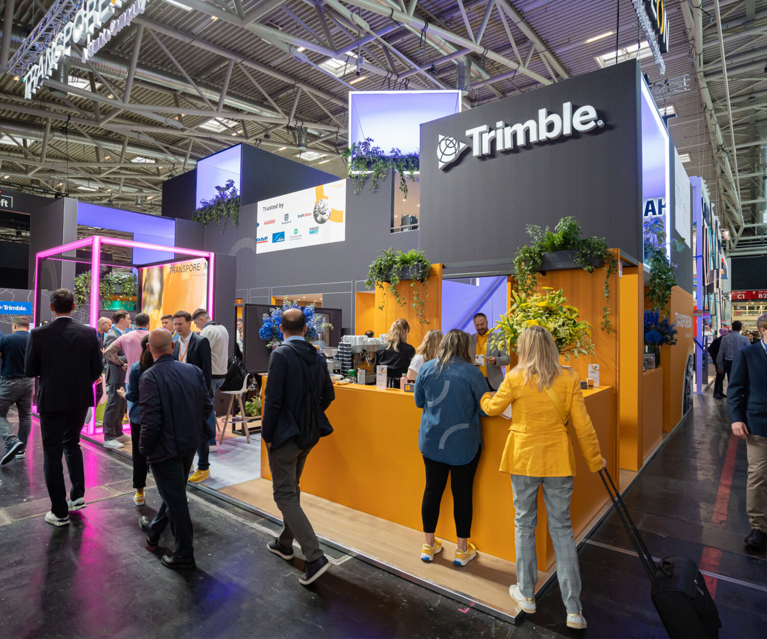 bee Messebau Frankfurt - transport logistic - Messestand Transporeon & Trimble 01